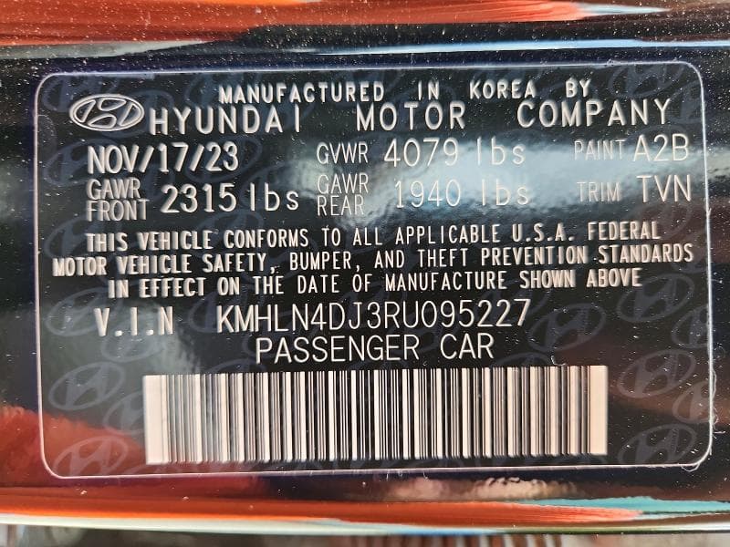 2024 HYUNDAI ELANTRA LIMITED 12