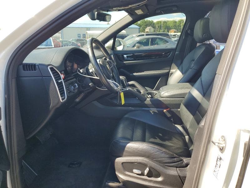 2019 PORSCHE CAYENNE 7