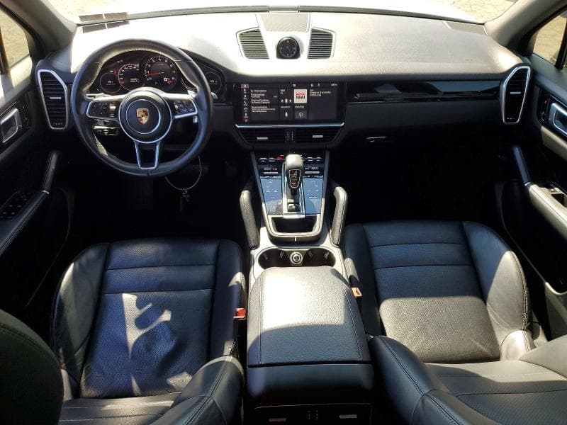 2019 PORSCHE CAYENNE 8