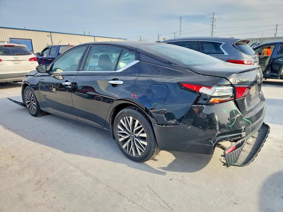 2023 NISSAN ALTIMA SV 2