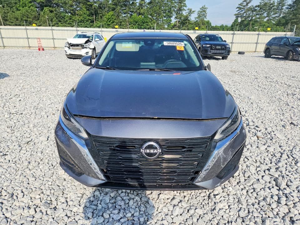 2023 NISSAN ALTIMA SV 5