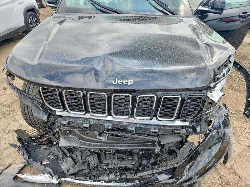 2024 JEEP GRAND CHEROKEE L LIMITED L LIMITED 11