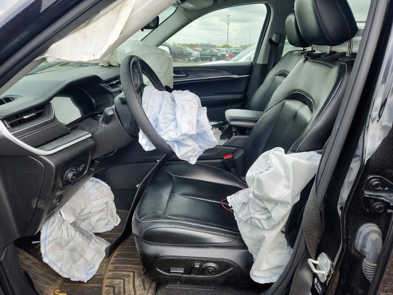 2024 JEEP GRAND CHEROKEE L LIMITED L LIMITED 7