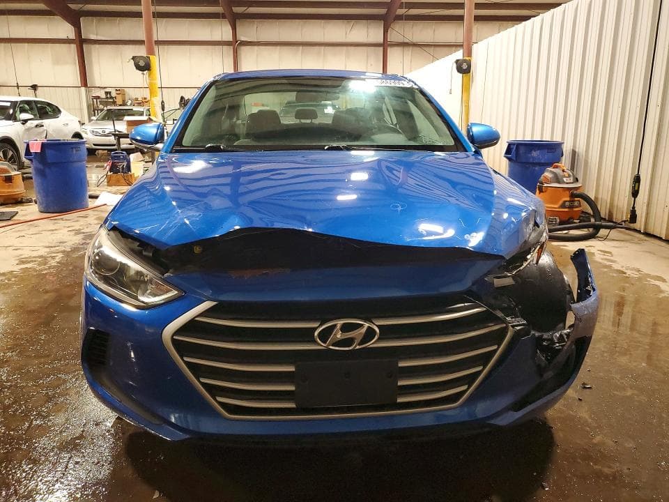 2017 HYUNDAI ELANTRA SE 5