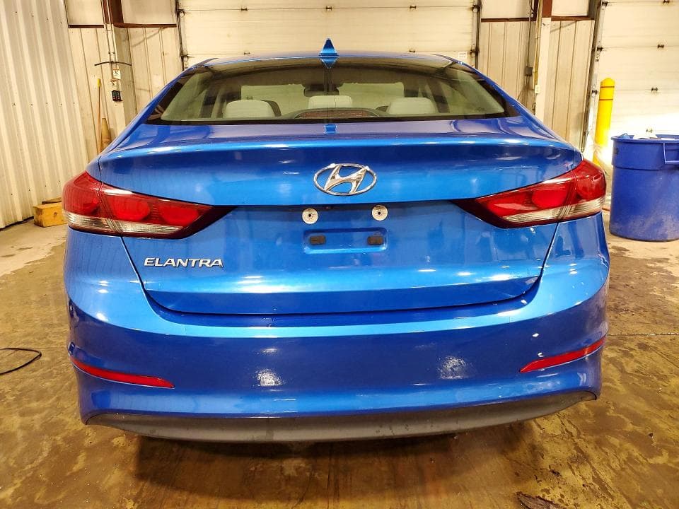 2017 HYUNDAI ELANTRA SE 6