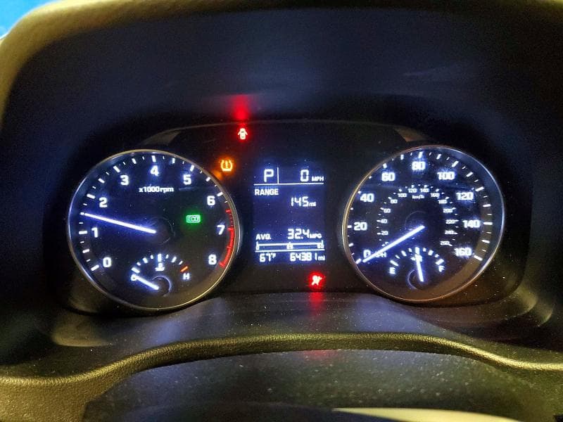 2017 HYUNDAI ELANTRA SE 9