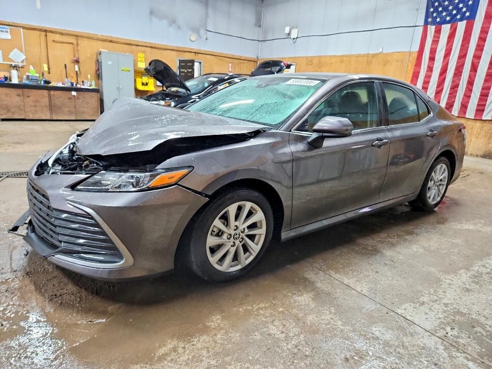 2022 TOYOTA CAMRY LE LE - 1