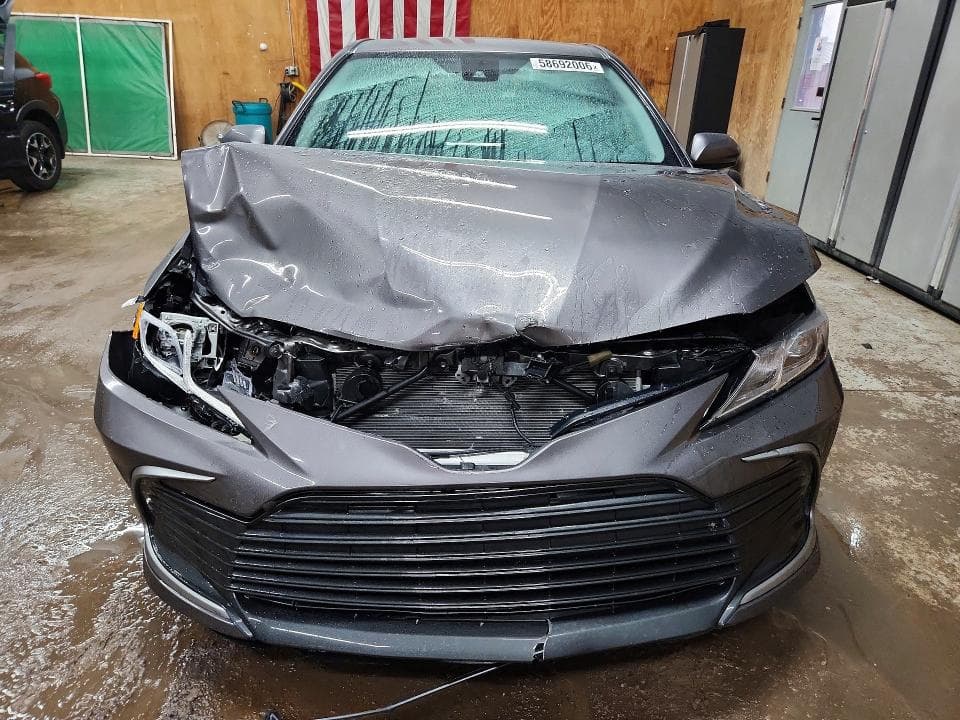 2022 TOYOTA CAMRY LE LE 5