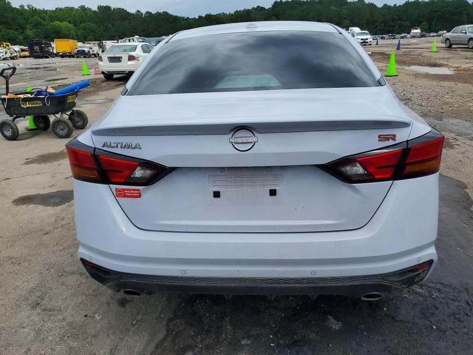 2025 NISSAN ALTIMA SR 6