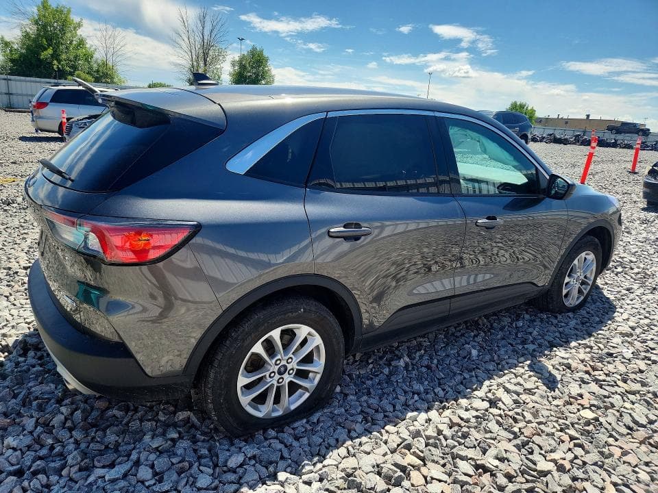 2020 FORD ESCAPE SE 3