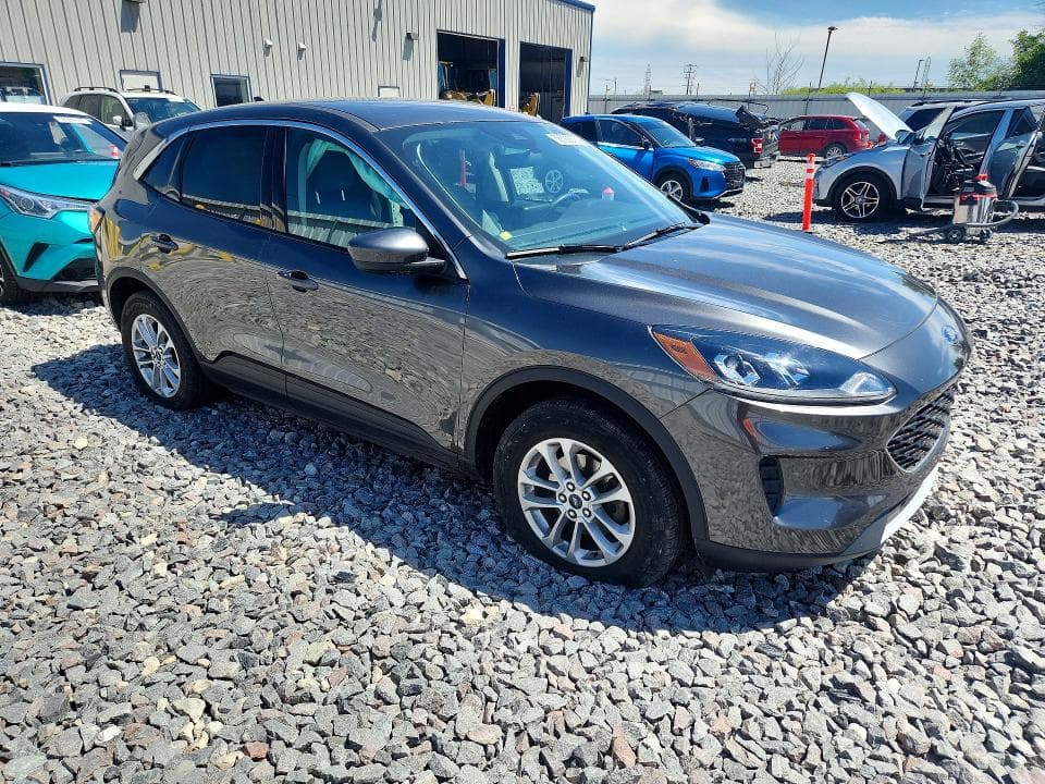 2020 FORD ESCAPE SE 4