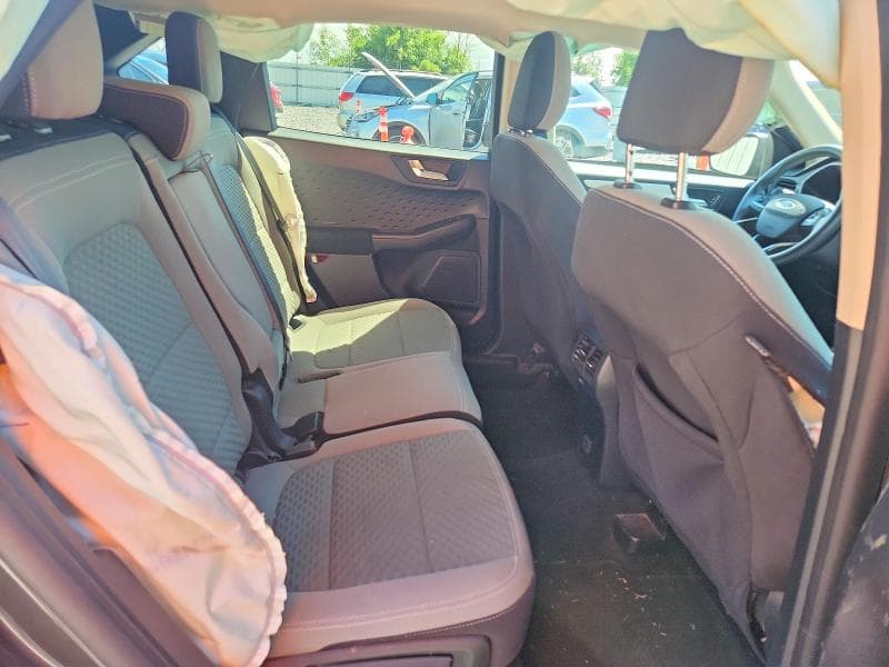 2020 FORD ESCAPE SE 10