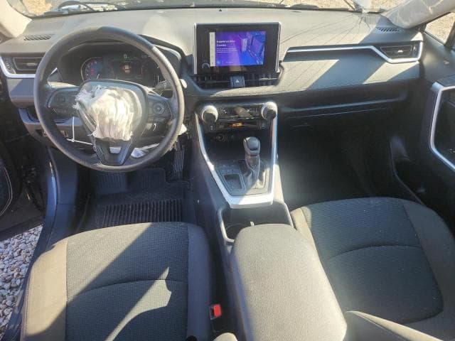 2025 TOYOTA RAV4 LE LE 8