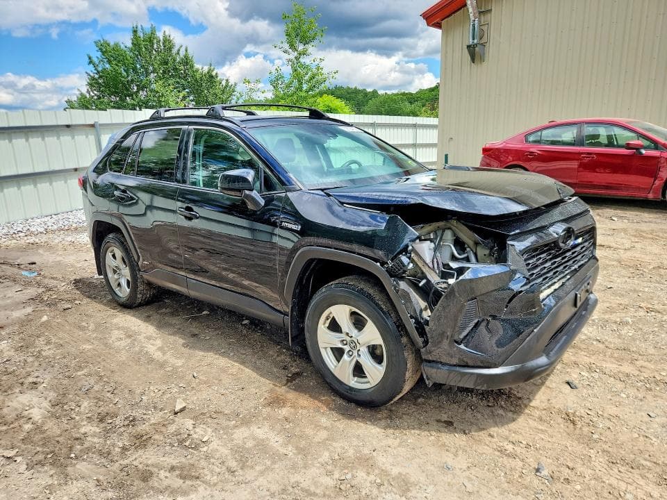 2019 TOYOTA RAV4 LE 4