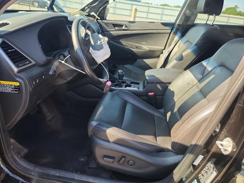 2017 HYUNDAI TUCSON SE PLUS 7