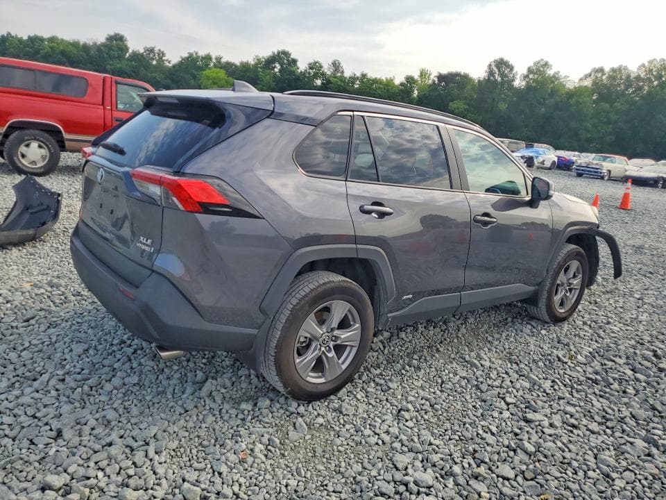 2024 TOYOTA RAV4 HYBRID XLE 3