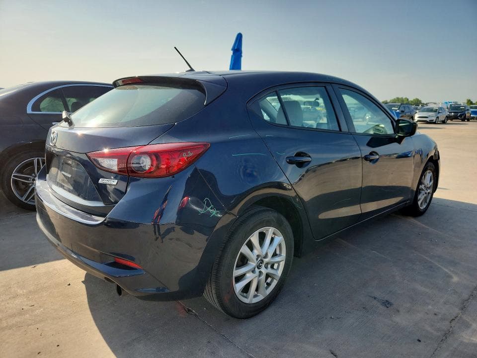 2017 MAZDA 3 SPORT 3