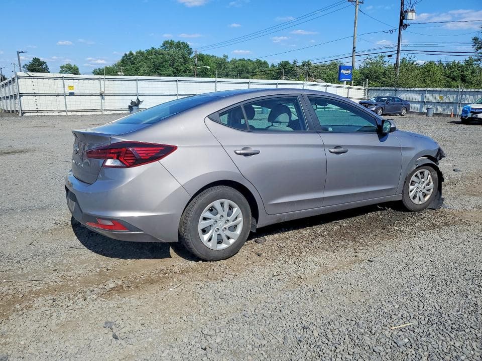2020 HYUNDAI ELANTRA SE 3