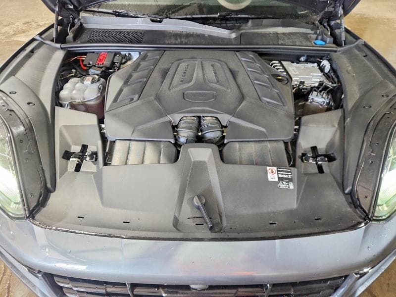 2026 PORSCHE CAYENNE S S 12