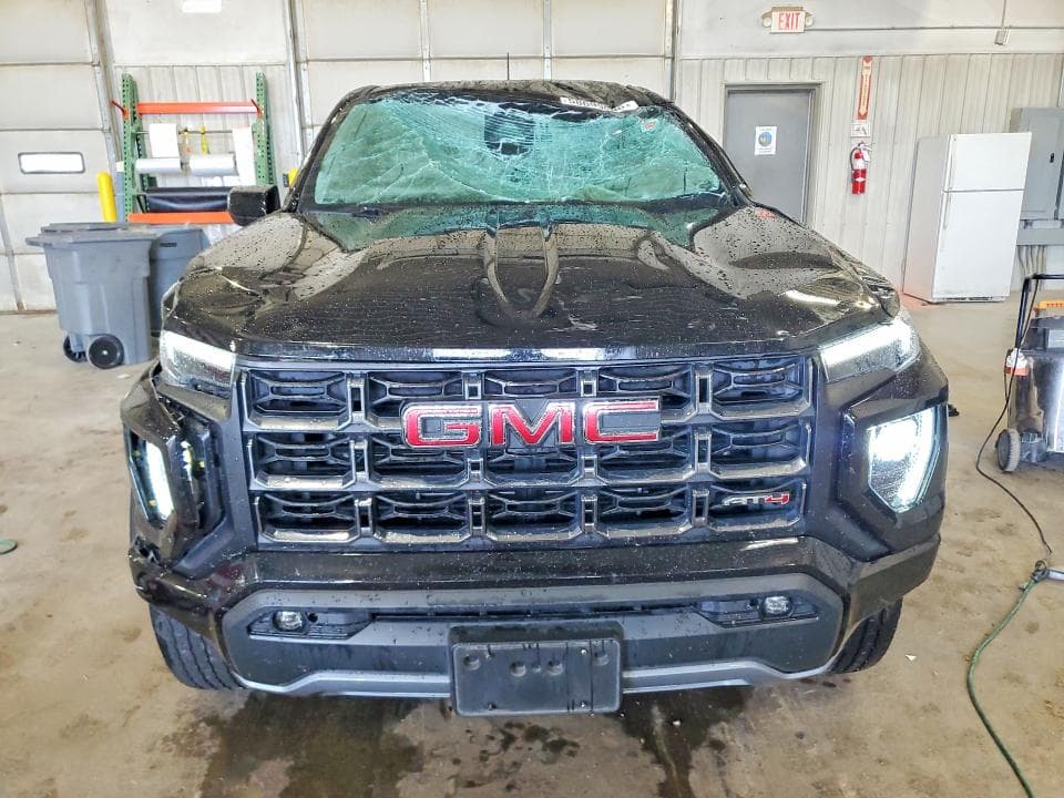 2023 GMC CANYON AT4 5