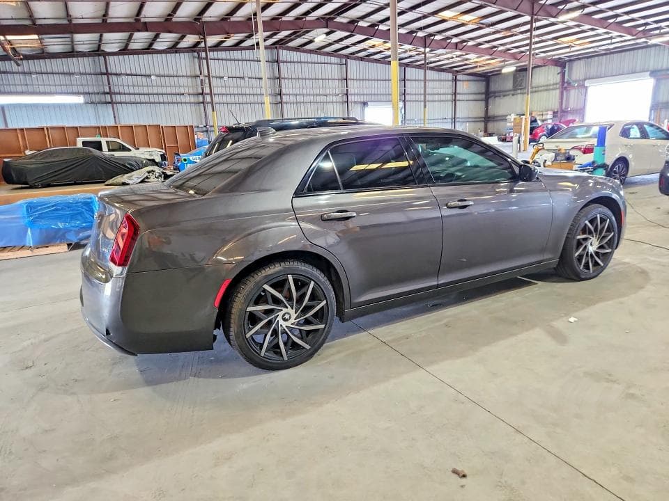 2020 CHRYSLER 300 TOURING 3