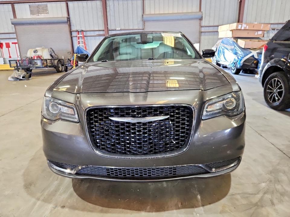 2020 CHRYSLER 300 TOURING 5
