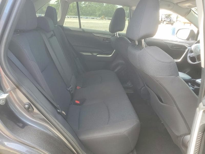 2020 TOYOTA RAV4 LE 11