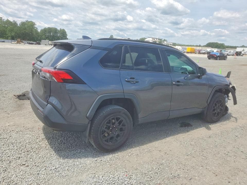 2020 TOYOTA RAV4 LE 3