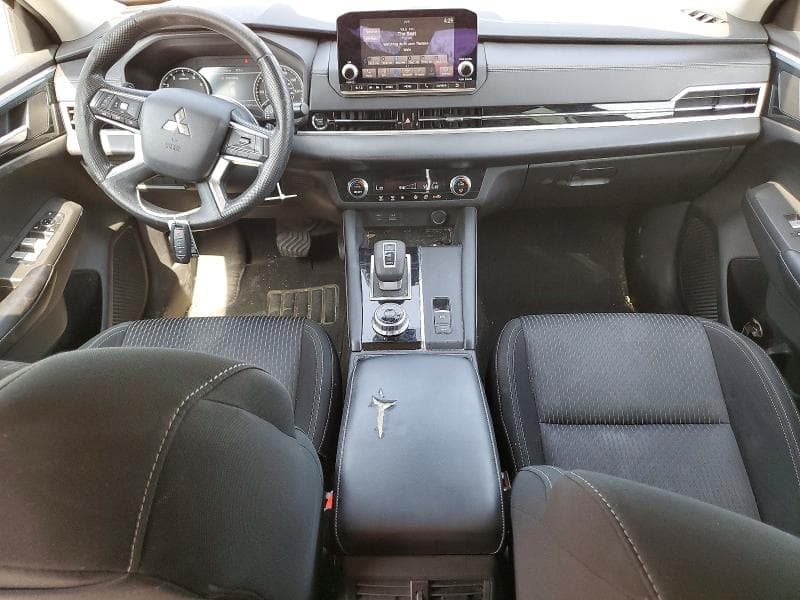 2022 MITSUBISHI OUTLANDER ES 8