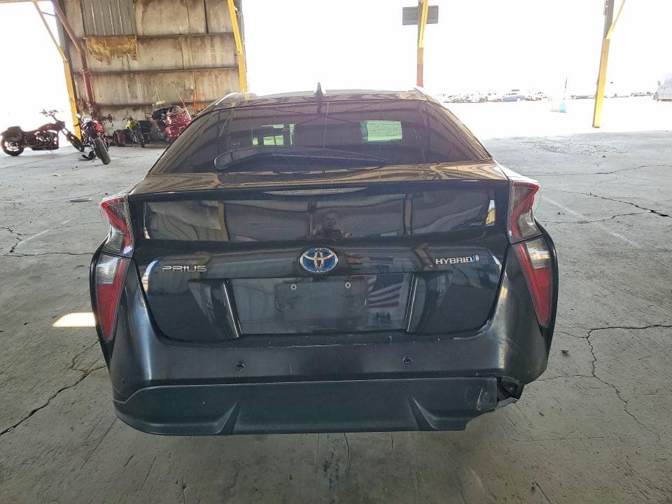 2017 TOYOTA PRIUS THREE TOURING THREE TOURING 6