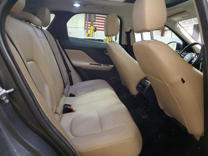 2018 JAGUAR F-PACE PREMIUM 11