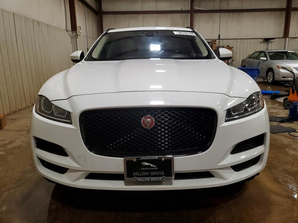 2018 JAGUAR F-PACE PREMIUM 5