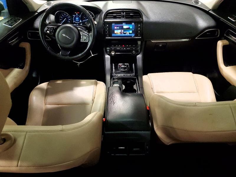 2018 JAGUAR F-PACE PREMIUM 8