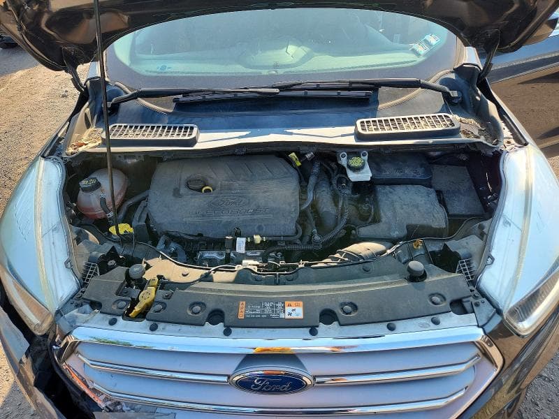 2017 FORD ESCAPE SE 12