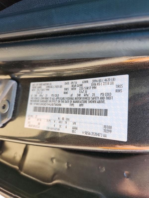 2017 FORD ESCAPE SE 14