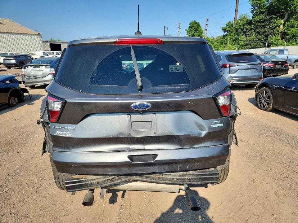 2017 FORD ESCAPE SE 6
