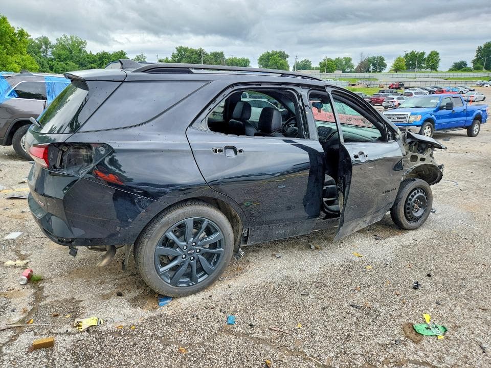 2023 CHEVROLET EQUINOX RS 3