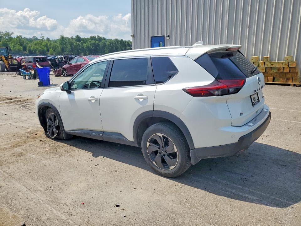 2025 NISSAN ROGUE SV 2