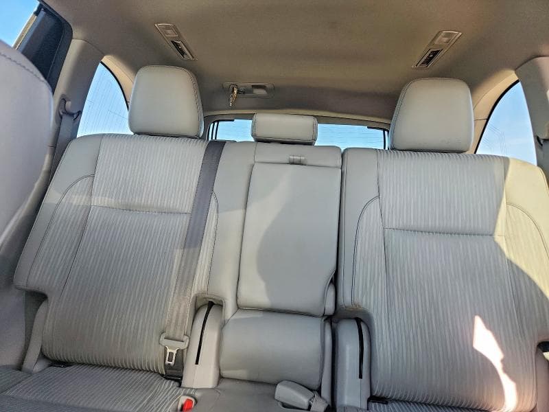 2017 TOYOTA HIGHLANDER LE PLUS 10