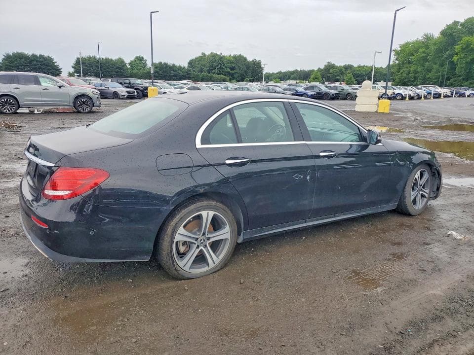 2018 MERCEDES-BENZ E 300 300 3