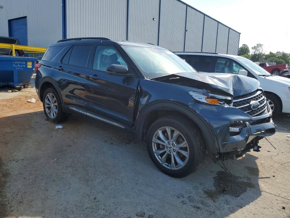 2023 FORD EXPLORER XLT 4
