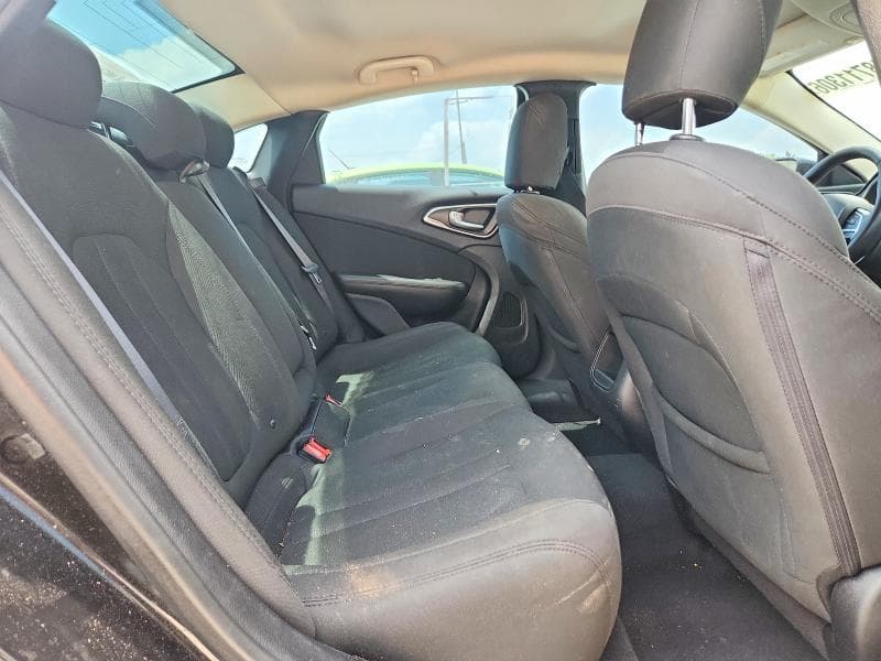 2016 CHRYSLER 200 LIMITED LIMITED 10