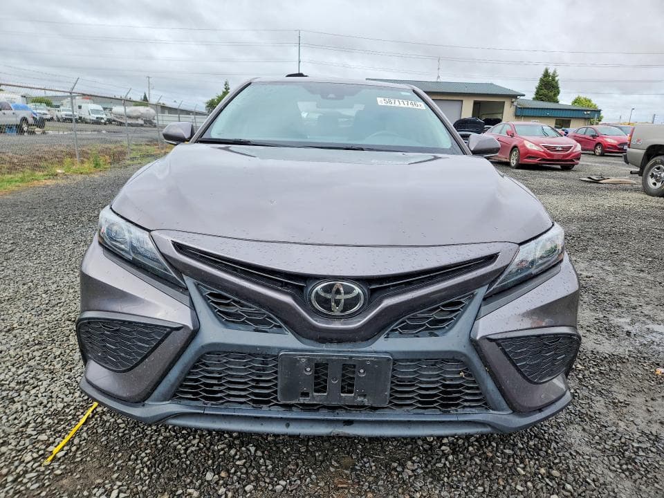 2022 TOYOTA CAMRY SE 5