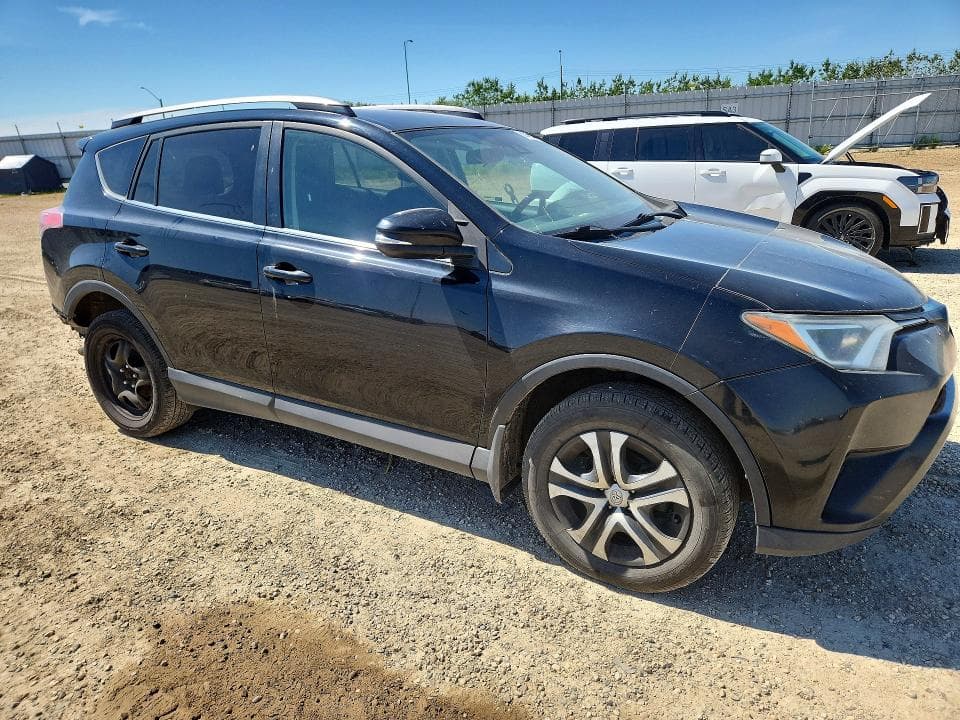 2017 TOYOTA RAV4 LE 4