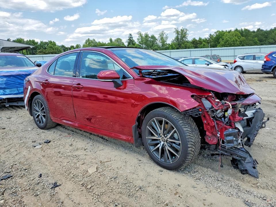 2021 TOYOTA CAMRY XLE XLE 4