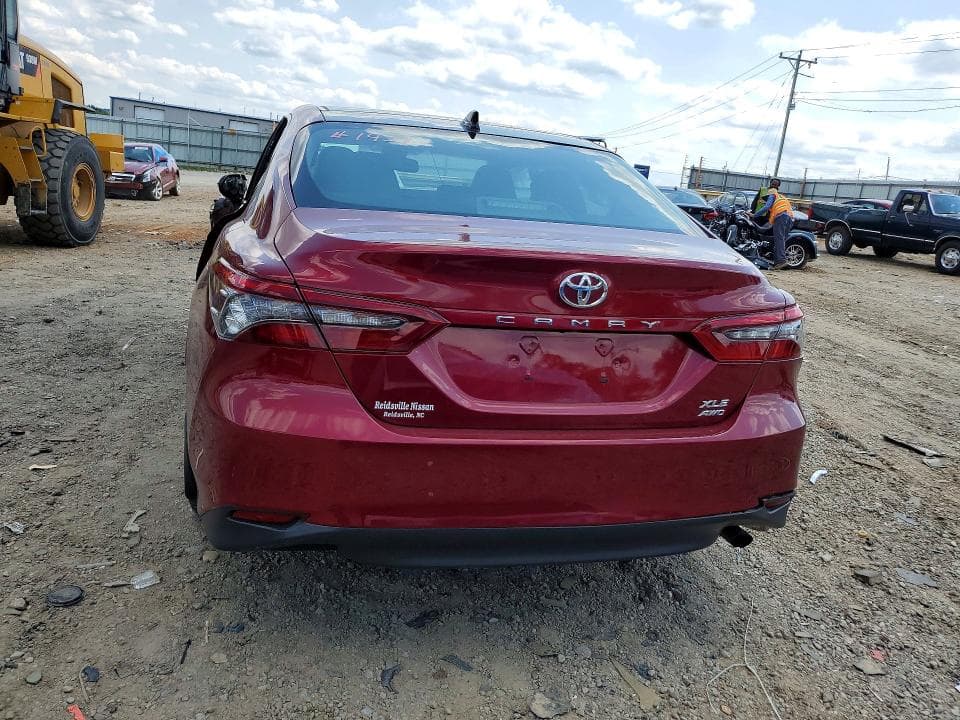 2021 TOYOTA CAMRY XLE XLE 6