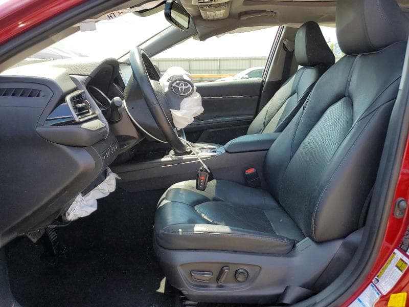 2021 TOYOTA CAMRY XLE XLE 7