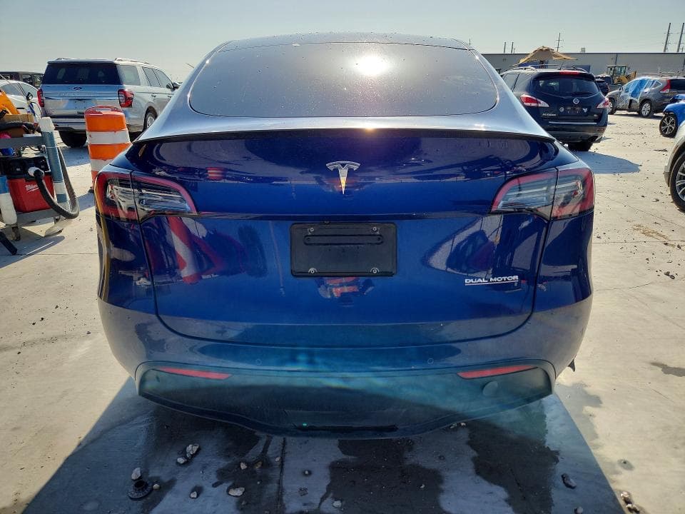 2022 TESLA MODEL Y 6