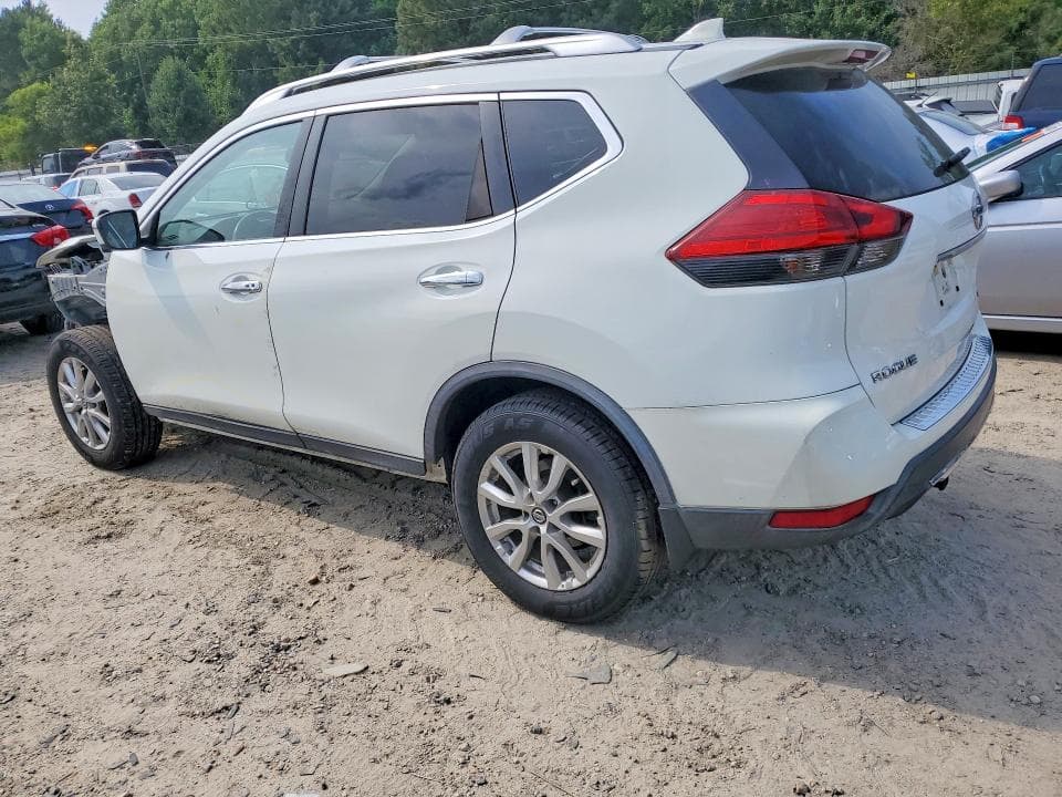 2017 NISSAN ROGUE SV 2