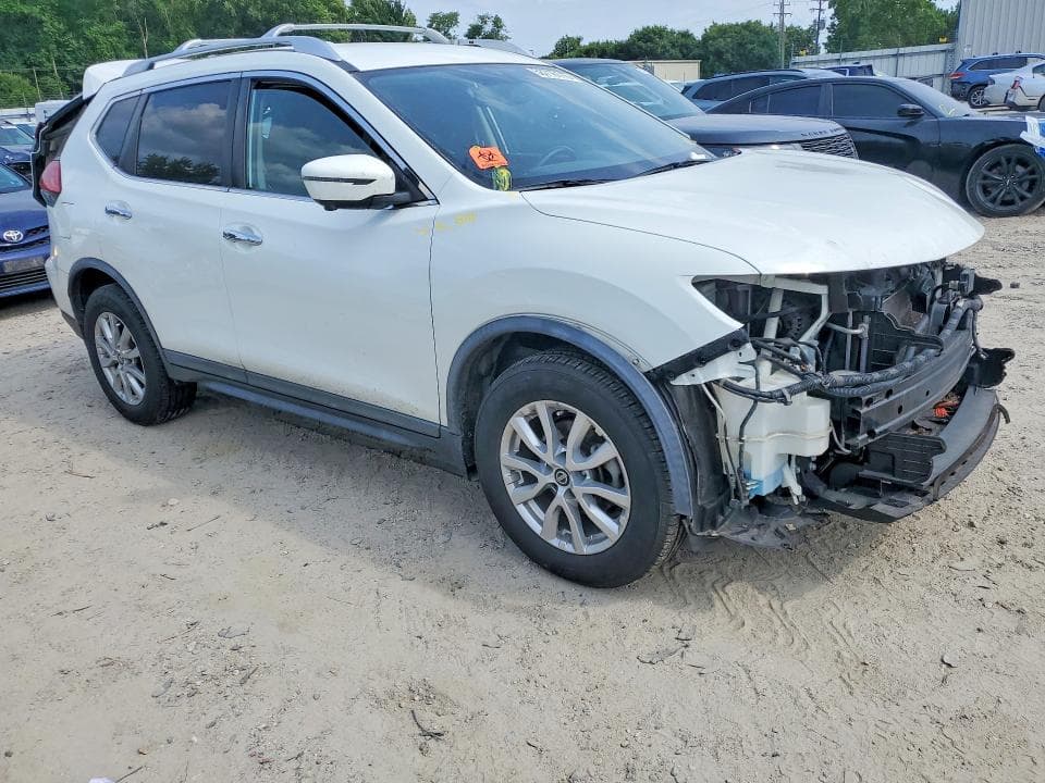 2017 NISSAN ROGUE SV 4